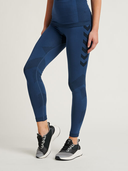 HUMMEL FIRST SEAMLESS TR TIGHTS W, DARK DENIM, model