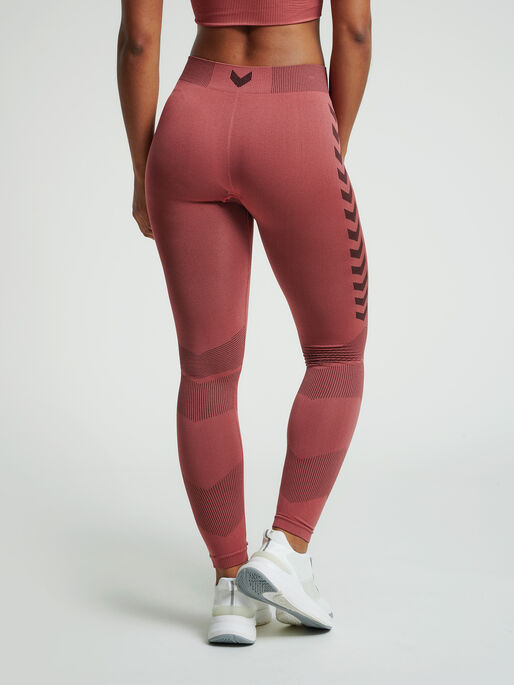 HUMMEL FIRST SEAMLESS TR TIGHTS W, MARSALA, model