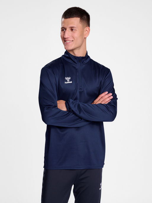 hmlESSENTIAL HALF-ZIP, MARINE, model