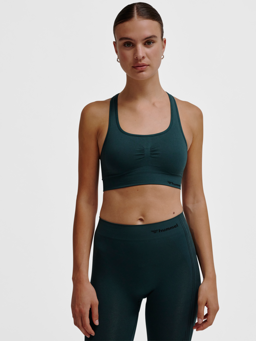 hmlCLEA SEAMLESS TOP, BLACK MELANGE, model
