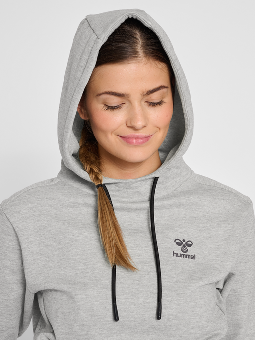 hmlOFFGRID HOODIE WO, 1960, model