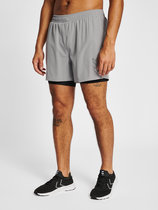 hmlMT FAST 2 IN 1 SHORTS, SHARKSKIN, model