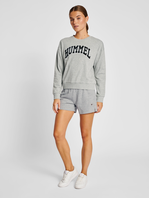 hmlIC BILLIE SHORTS, GREY MELANGE, model