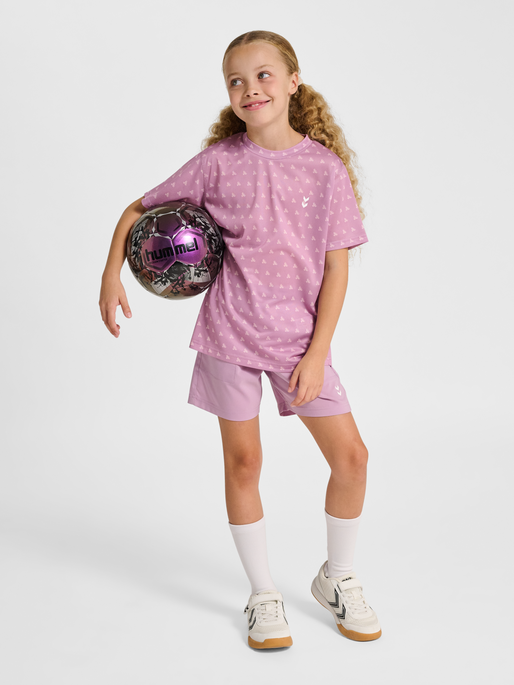hmlJR BEE AOP T-SHIRT S/S, LAVENDER MIST, model