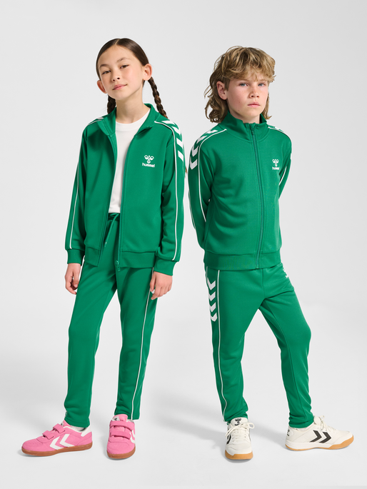 hmlTRACK TRACKSUIT, PEPPER GREEN, model