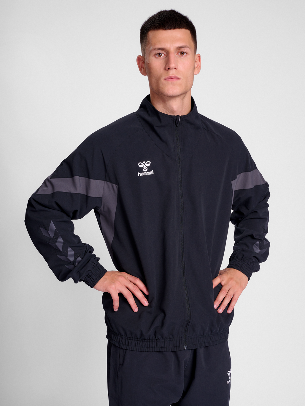 Woven windbreaker hotsell