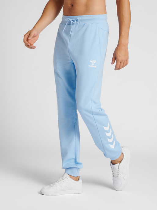 hmlISAM 2.0 REGULAR PANTS, PLACID BLUE, model