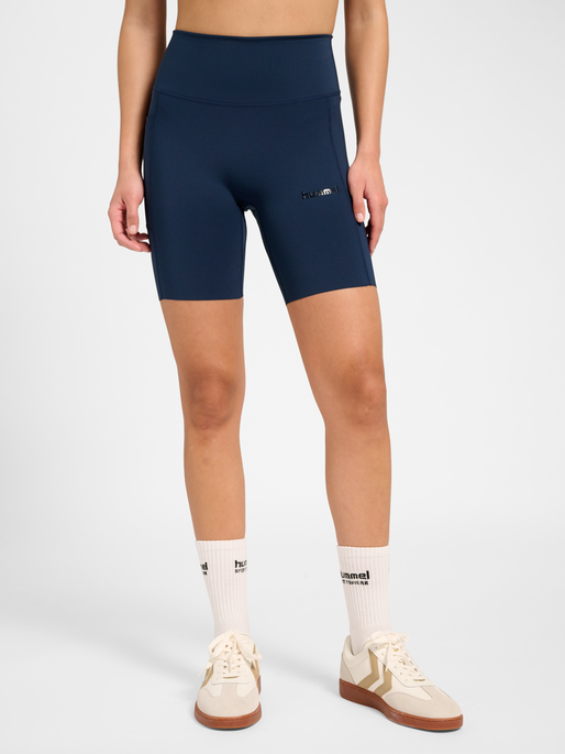 hmlPRIMA HW SHORT TIGHTS, DRESS BLUES, model