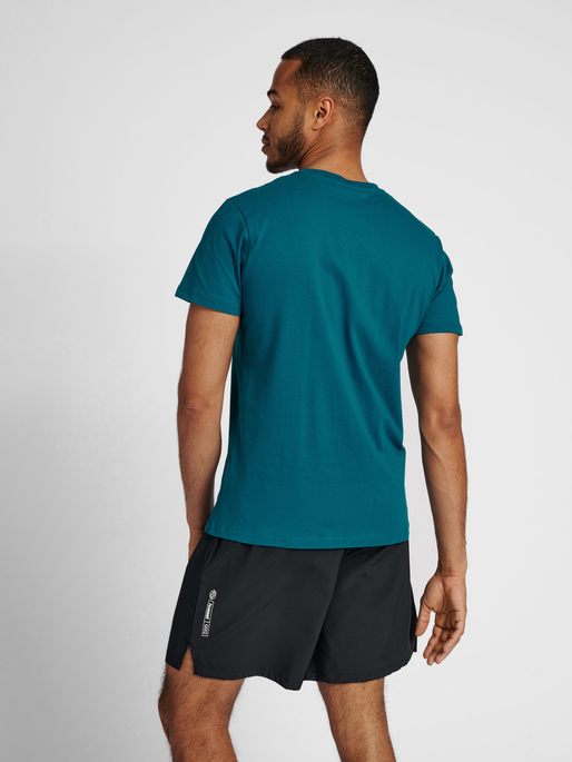 hmlGG12 T-SHIRT S/S, 7161, model