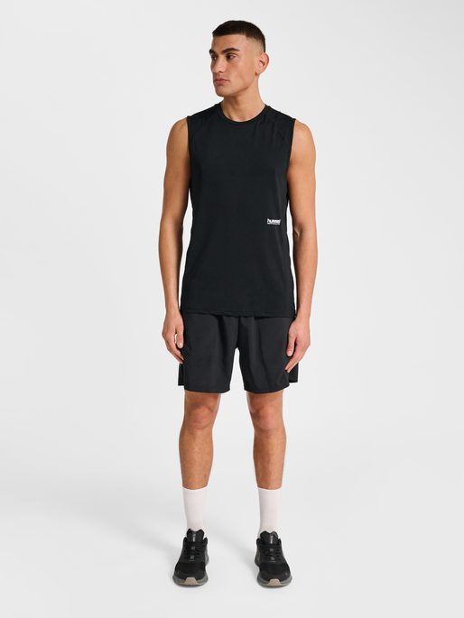 hmlPULSE WORKOUT TANK TOP, BLACK hmlPULSE WORKOUT TANK TOP, BLACK, model