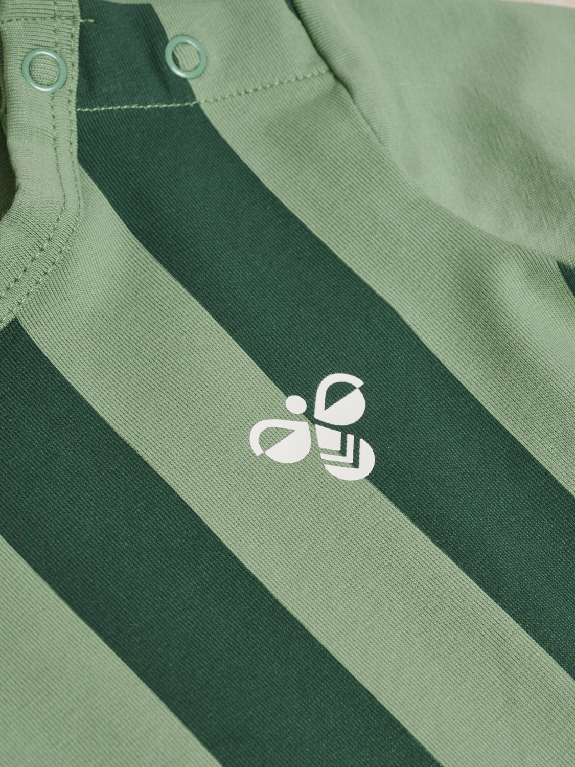 hmlSTRIPED BODY S/S, HEDGE GREEN, packshot
