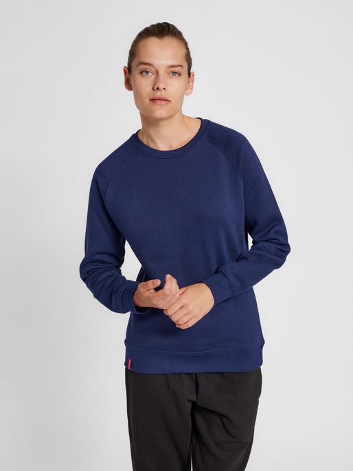 hmlRED HEAVY SWEATSHIRT WOMAN, MARINE, model