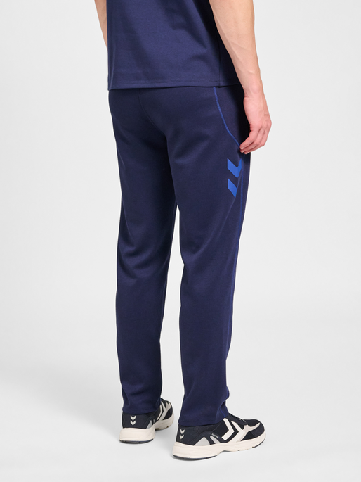 hmlMOVE 2.0 PANTS, MARINE, model