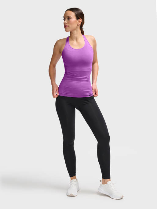 hmlTIF SEAMLESS TOP, DEWBERRY, model