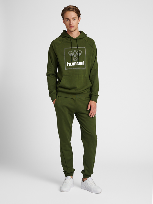 hmlISAM 2.0 HOODIE, RIFLE GREEN, model