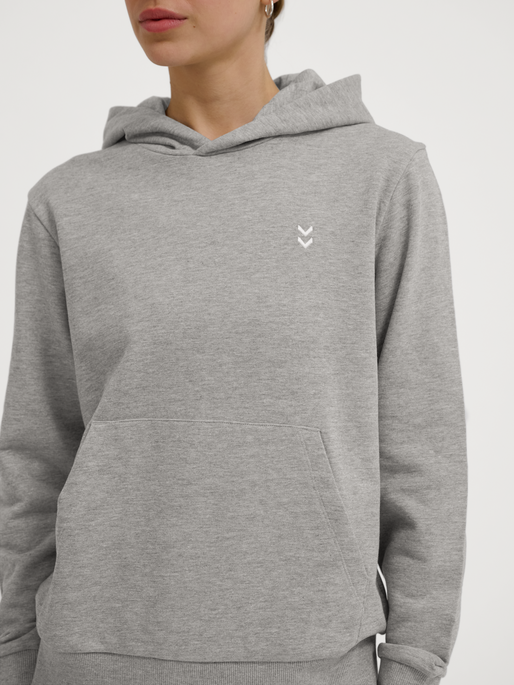 hmlPULSE W SWEAT HOODIE, GREY MELANGE, model