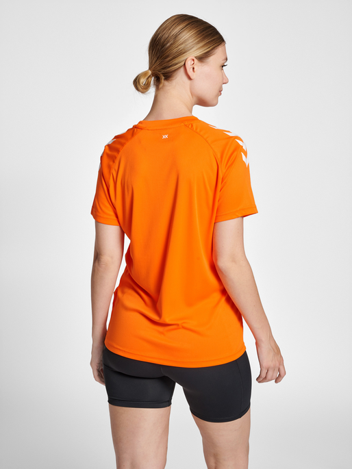 hmlCORE XK CORE POLY TEE  S/S WOMAN, ORANGE TIGER, model