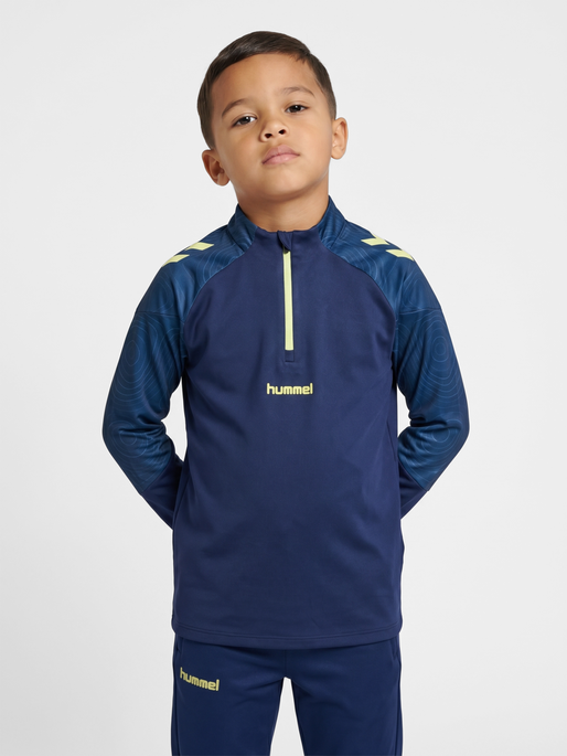 hmlBLAZE 2.0 TRAINING HALF ZIP KIDS, MARINE/SHADOW LIME, model