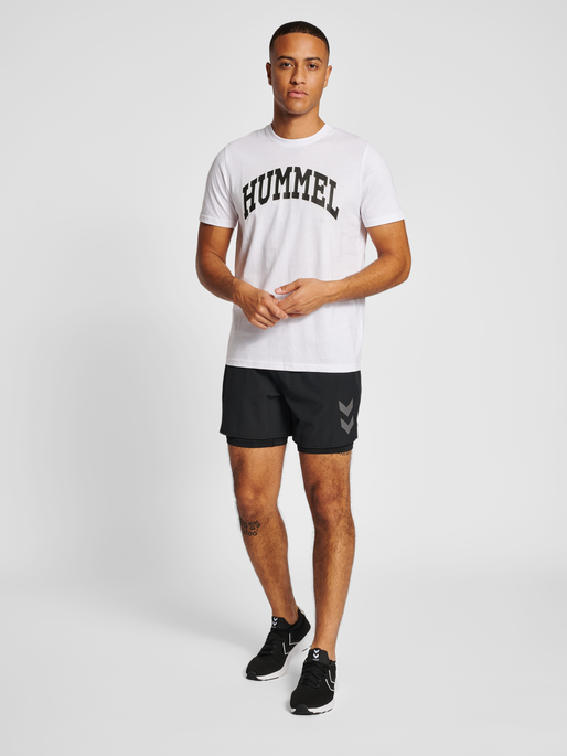 hmlIC BILL T-SHIRT, WHITE, model