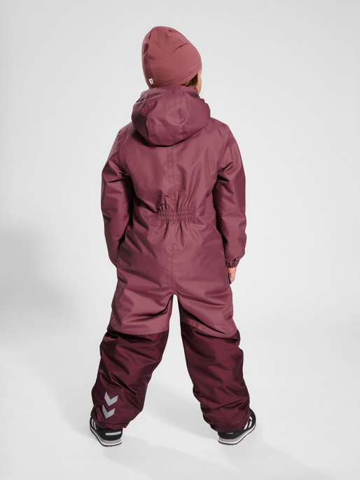 hmlGOAL TEX SNOWSUIT, ROSE BROWN, model