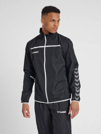 hmlAUTHENTIC TRAINING JACKET, BLACK, model