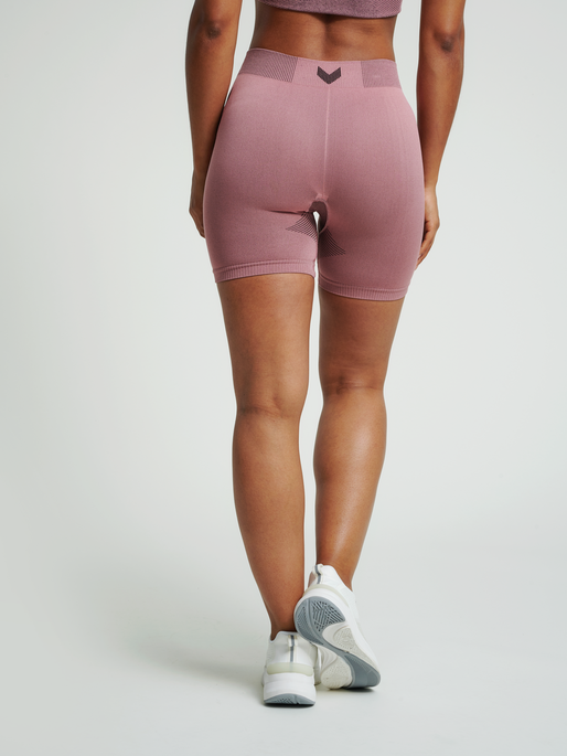 HUMMEL FIRST SEAMLESS TR SHT TIGH W, DUSTY ROSE, model