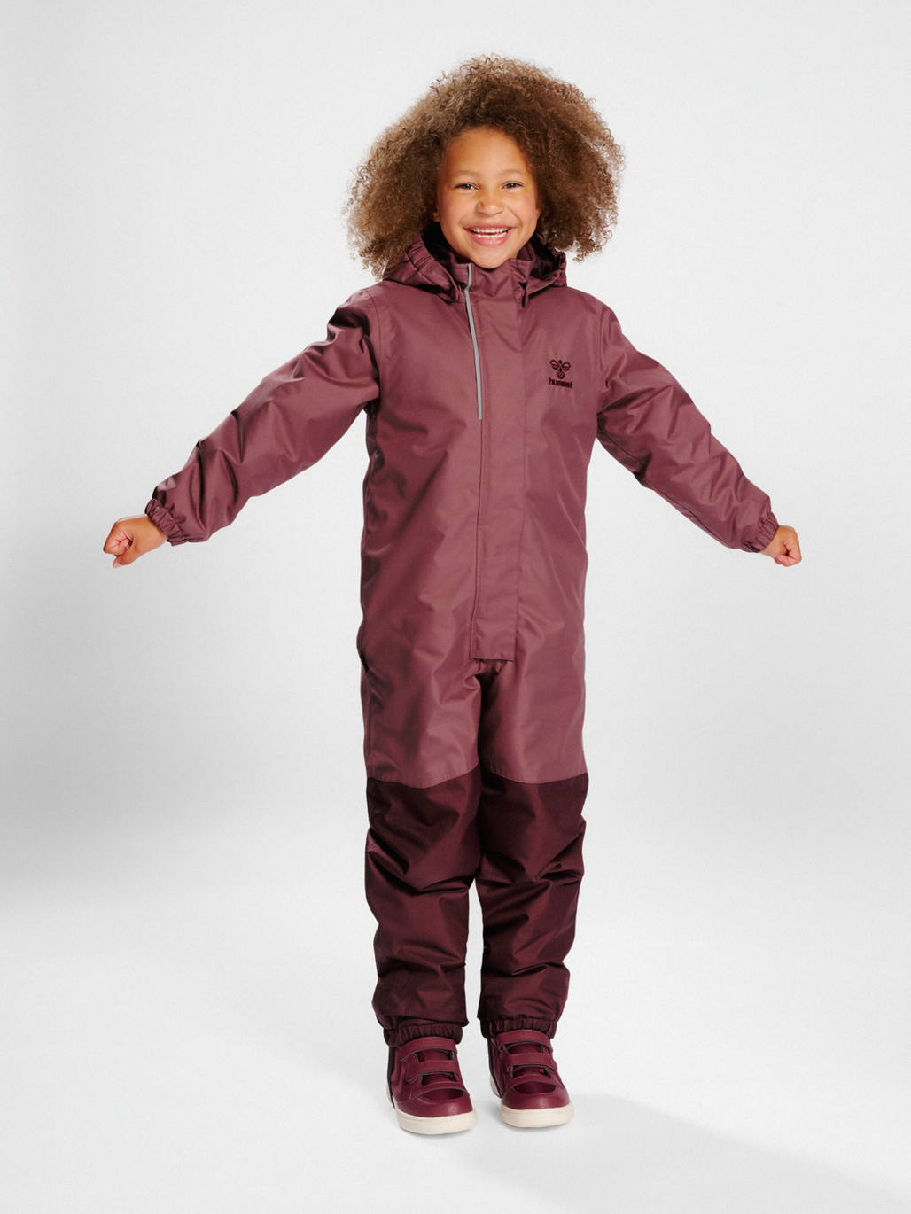 hmlGOAL TEX SNOWSUIT, ROSE BROWN, model