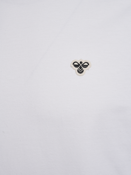hmlLOOSE T-SHIRT BEE S/S, WHITE hmlLOOSE T-SHIRT BEE S/S, WHITE, packshot