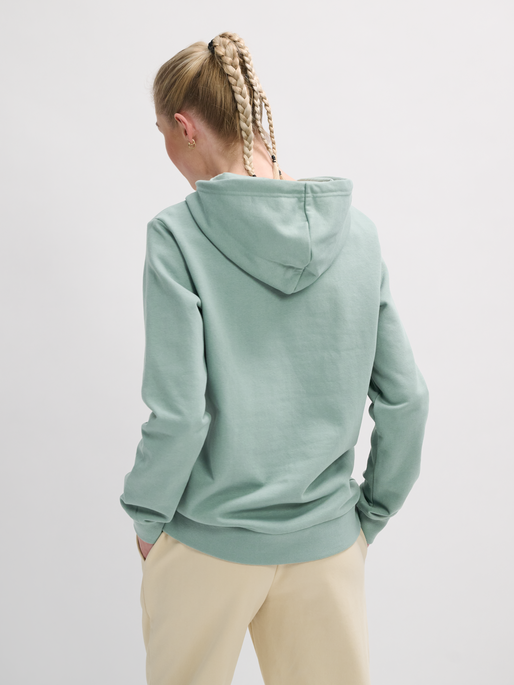 hmlPAOLA REGULAR HOODIE, CHINOIS GREEN, model