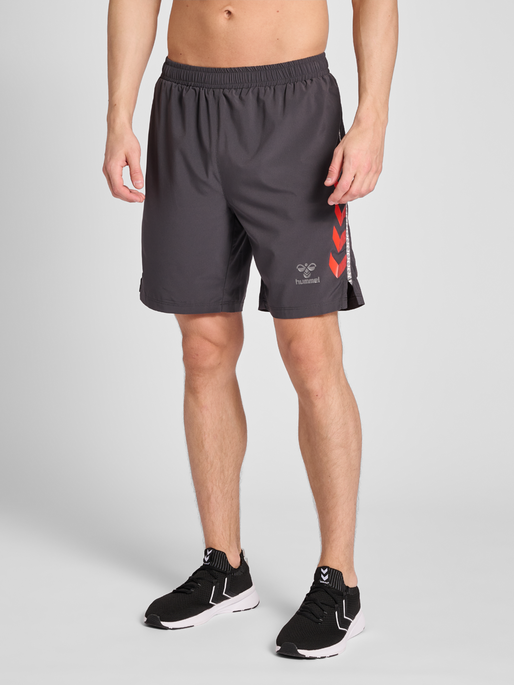 hmlPRO GRID GAME SHORTS, FORGED IRON, model