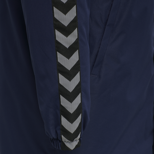 hmlAUTHENTIC BENCH JACKET, MARINE hmlAUTHENTIC BENCH JACKET, MARINE, packshot