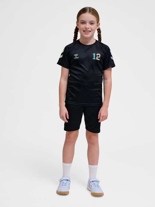 hmlSHIMMER T-SHIRT S/S, BLACK, model