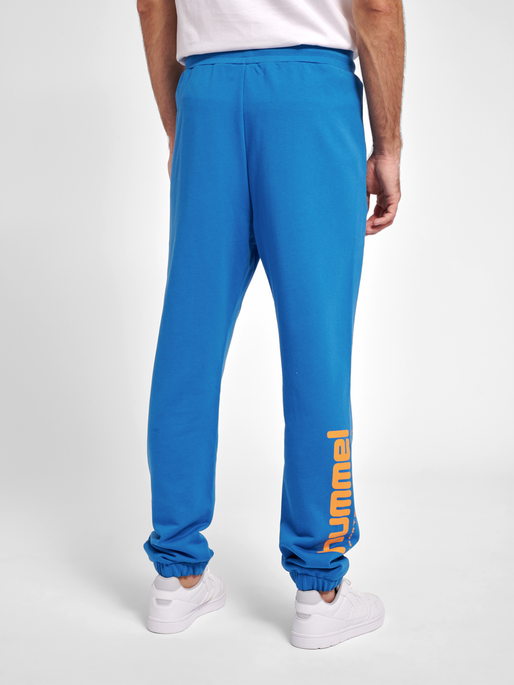 hmlLGC MANFRED REGULAR PANTS, 7042, model