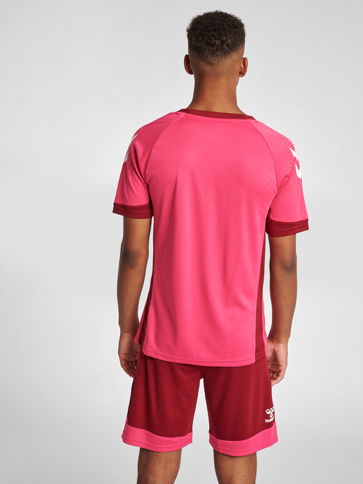 hmlLEAD S/S POLY JERSEY, RASPBERRY SORBET, model