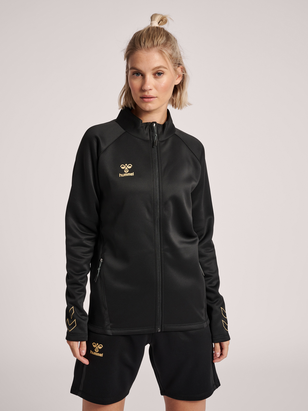 hmlCIMA XK ZIP JACKET WOMAN