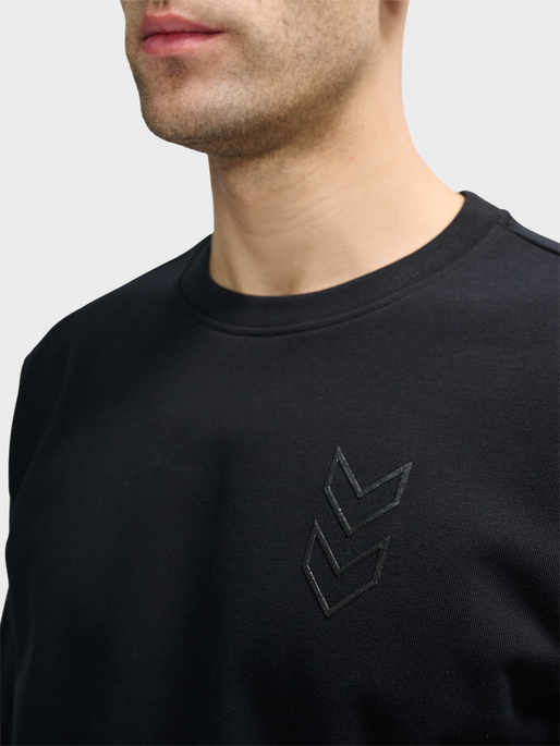 hmlACTIVE SWEATSHIRT, BLACK, model