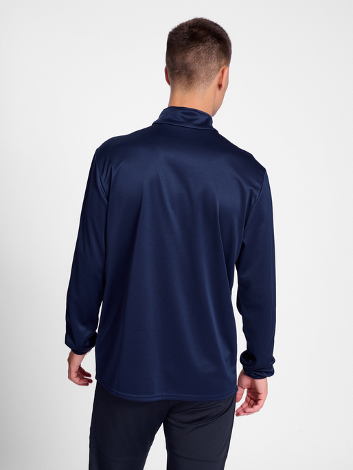 hmlESSENTIAL HALF-ZIP, MARINE, model