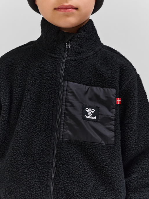 hmlATLAS FLEECE ZIP JACKET, BLACK, model