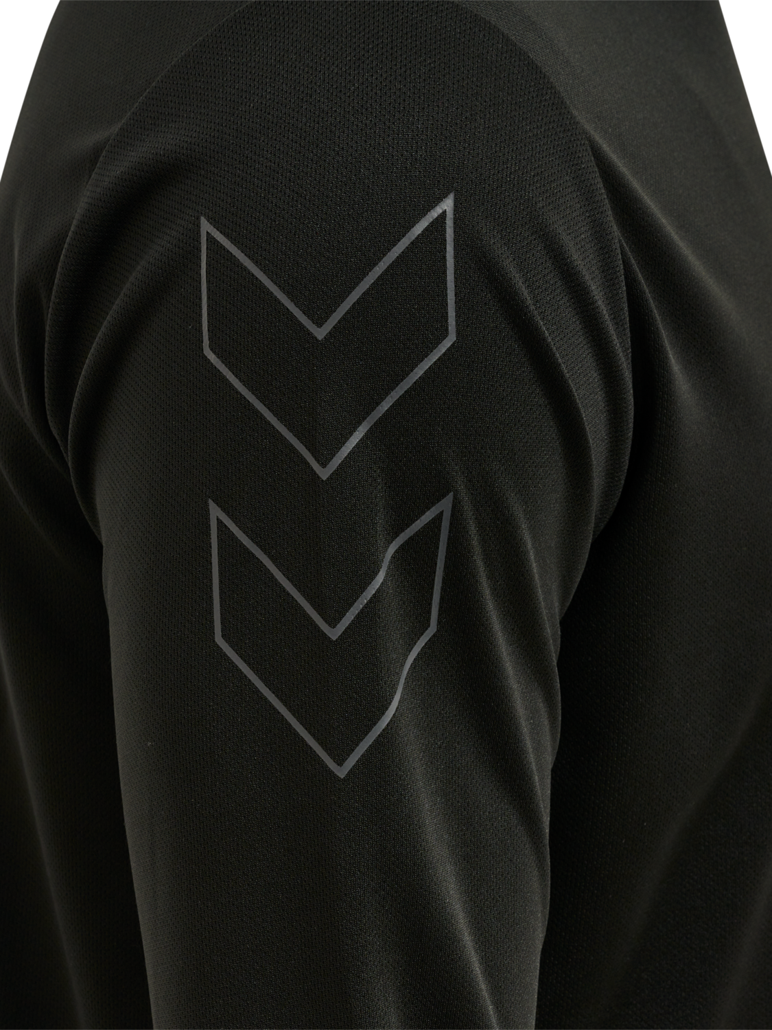 hmlTE TOPAZ T-SHIRT L/S, BLACK, packshot