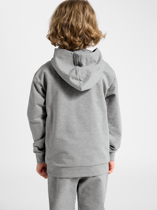 hmlJR LOGO HOODIE, GREY MELANGE, model
