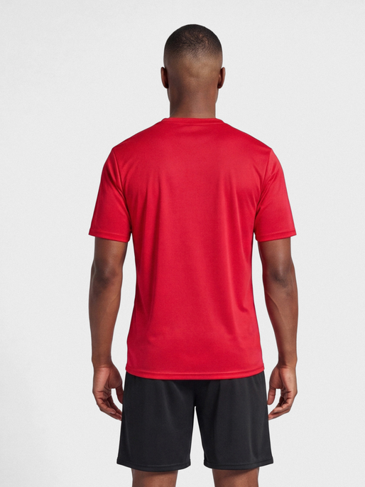 hmlESSENTIAL JERSEY S/S, TRUE RED, model