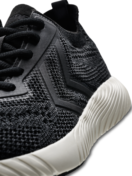 X-TRAINER BREAKER SEAMLESS, BLACK, packshot