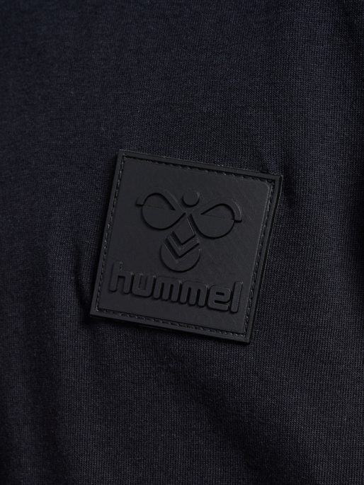 hmlCLEAN T-SHIRT S/S, BLACK, packshot