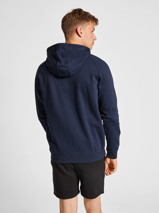 hmlRED CLASSIC ZIP HOODIE, MARINE, model