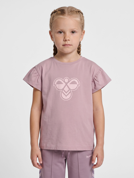 hmlJR RUFFLE T-SHIRT SS BIG BEE, SEA FOG, model