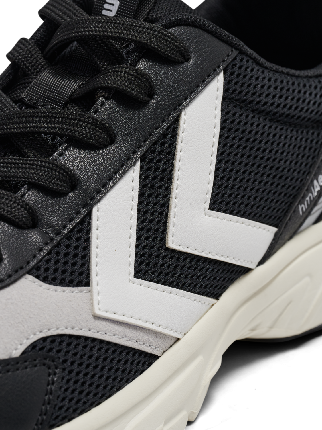 HML COREFORCE ONE, BLACK/BLACK, packshot