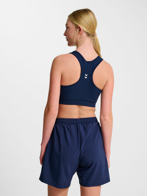 hmlPULSE LIGHT SUPPORT BRA, DRESS BLUES, model