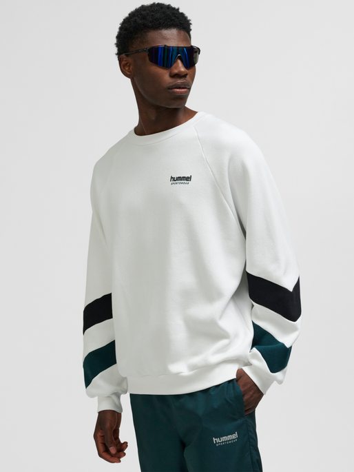 hmlOVERSIZED CREW SPORTSWEAR, BLANC DE BLANC, model