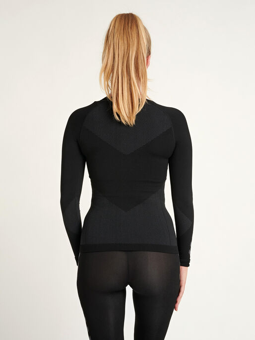 HUMMEL FIRST SEAMLESS JERSEY L/S W, BLACK, model