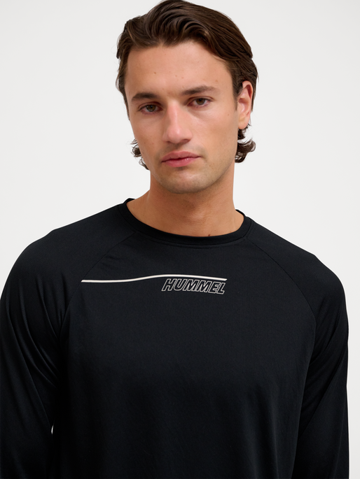 hmlCOURT LIGHT WEIGHT T-SHIRT L/S, LIGHT GREY/BLACK, model